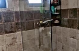 Casa modernă, 3 dormitoare, 164 mp, zonă liniștită din comuna 1 Decembrie