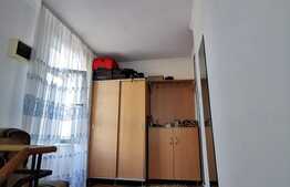 Apartament 4 camere, foarte spatios, zona foarte buna! 