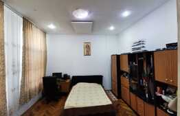 Apartament 4 camere, foarte spatios, zona foarte buna! 