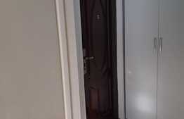 Garsoniera cocheta, 27 mp,  cu curte si loc de parcare, zona Floreasca