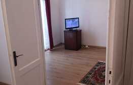 Apartament de 3 camere, zona Piata Universitatii