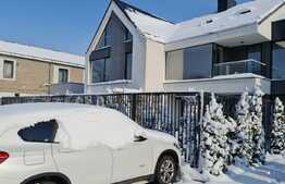 Vanzare vila 165 mp utili, orientare  S-E, vedere la pădure