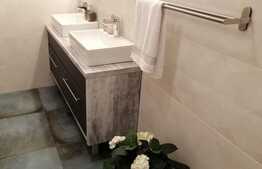 Apartament 3 camere și parcare subterana zona Aviației