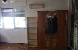 Garsoniera la 5 minute de ASE , Piata Romana