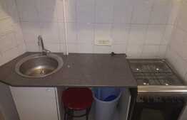 Garsoniera la 5 minute de ASE , Piata Romana