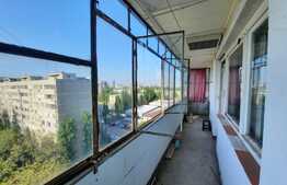 Apartament 3 camere, 70 mp, zona Favorit