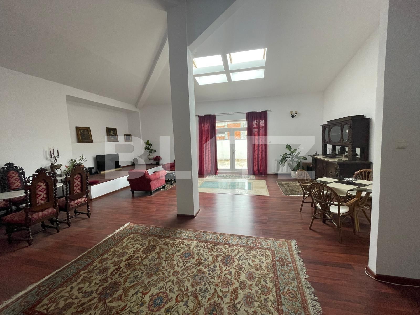 Casa de vânzare 8 camere Ultracentral - 64305CV | BLITZ București | Poza1