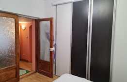  Casa, parter plus pod mansardat, 100mp + 30 mp curte, Piata Cosbuc