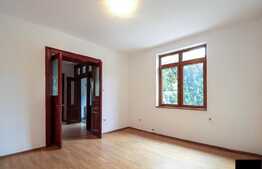 Casa 6 camere, 135 mp, Zona Centrala, curte 100 mp! 