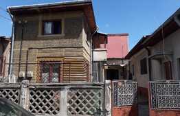 Casa individuala renovabila pentru investitie