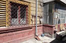 Casa individuala renovabila pentru investitie