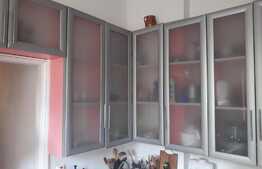 Ocazie! Casa si spatiu comercial 