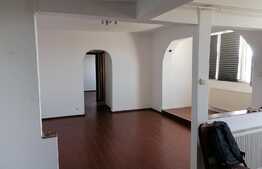 Oferta! Apartament 3 camere,Giulesti.