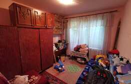 Apartament 4 camere, 62 mp, 2 băi, zona Târgul Neamț