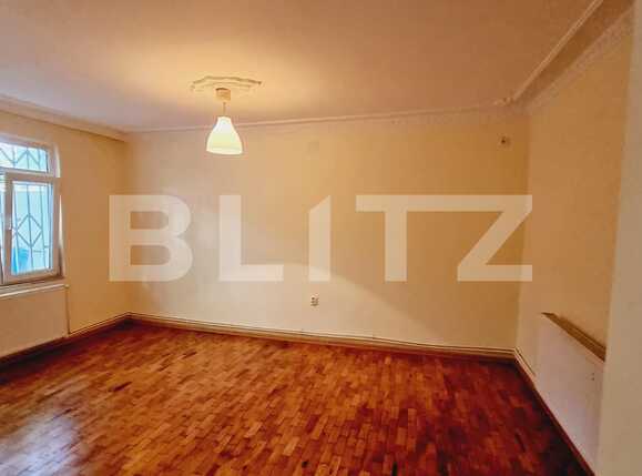 Casa de închiriat 6 camere Crangasi - 66362CI | BLITZ București | Poza1