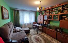 Apartament de 3 camere, zona Frigocom