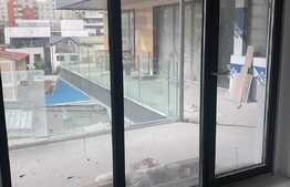 Garsoniera tip studio, lux, zona foarte buna, bloc nou