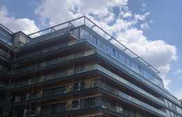 Garsoniera tip studio, lux, zona foarte buna, bloc nou