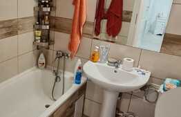 Apartament 3 camere, 66 mp, etaj intermediar, Berceni