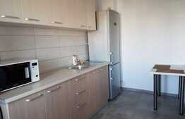 Apartament de 3 camere, decomandat, 70 mp, zona Romancierilor