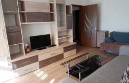 Apartament de 3 camere, decomandat, 70 mp, zona Romancierilor