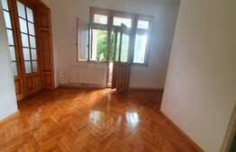 Exclusivitate! Apartament renovat in vila, 6 camere, 170 mp, zona bdul Carol!