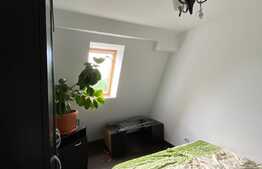 Apartament de 3 camere, cu scară interioară, 75 mp, zona Piața Reșița