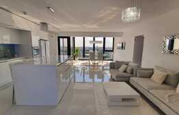 Penthouse exclusivist, 184 mp utili, 63 mp terasa. view de exceptie, Colentina