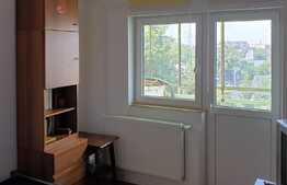 Apartament 4 camere, 80 mp, parcare, zona Alexandru Obregia