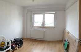 Apartament 4 camere, 80 mp, parcare, zona Alexandru Obregia