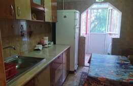 Apartament 3 camere spatios, 70 mp, zona Crangasi