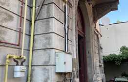 2 apartamente in imobil tip casa, 86 mp, zona Budapesta! Ideal investitie!