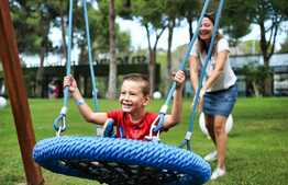 Garsoniera dubla cu balcon, 44 mp, metrou Aparatorii Patriei