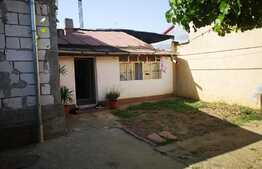 Casa formata din 2 corpuri, teren de 280 mp, soseaua Chitila!