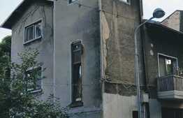 Investite! Apartament plus doua garsoniere la casa, zona foarte buna