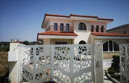 Vila de lux, tip mediteranean, P+E, 4 camere!