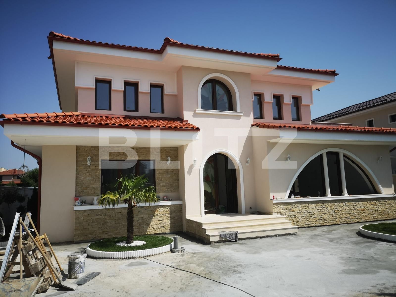 Casa de vânzare 4 camere Est - 68995CV | BLITZ București | Poza1