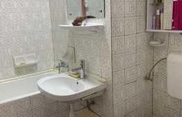 Apartament de 2 camere, decomandat, 55 mp, foarte aproape de metrou!