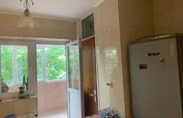 Apartament de 2 camere, decomandat, 55 mp, foarte aproape de metrou!