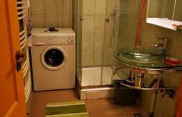 Apartament 3 camere in vila, 54 mp, Central! 