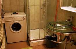 Apartament 3 camere in vila, 54 mp, Central! 