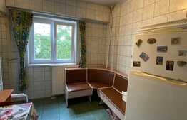 Apartament 3 camere, 74 mp, etaj intermediar, zona Decebal 