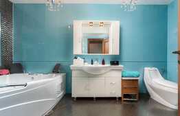 CENTRAL! Apartament 3 camere, 107 mp, finisaje de top, mobilat și utilat LUX!