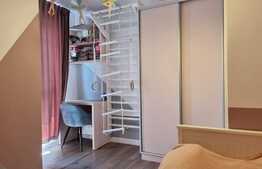 Apartament de 4 camere, decomandat, Piata Muncii