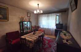 Apartament de 2 camere decomandat, zona Păcii