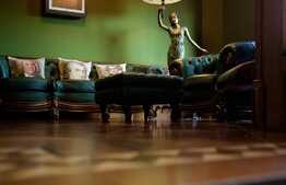 Apartament UNICAT, 5 camere, 160 mp, pentru PRETENTIOSI! 