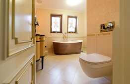 Apartament UNICAT, 5 camere, 160 mp, pentru PRETENTIOSI! 