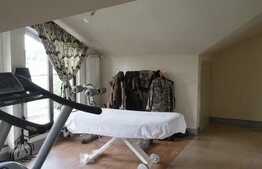 Vila Superba in Corbeanca, 422 mp utili, 3200 mp teren, piscina 140 mp si iaz 1000 mp! 