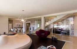 Vila Superba in Corbeanca, 422 mp utili, 3200 mp teren, piscina 140 mp si iaz 1000 mp! 