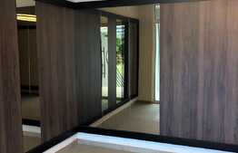 Apartament de 2 camere, vedere spre lac, zona buna